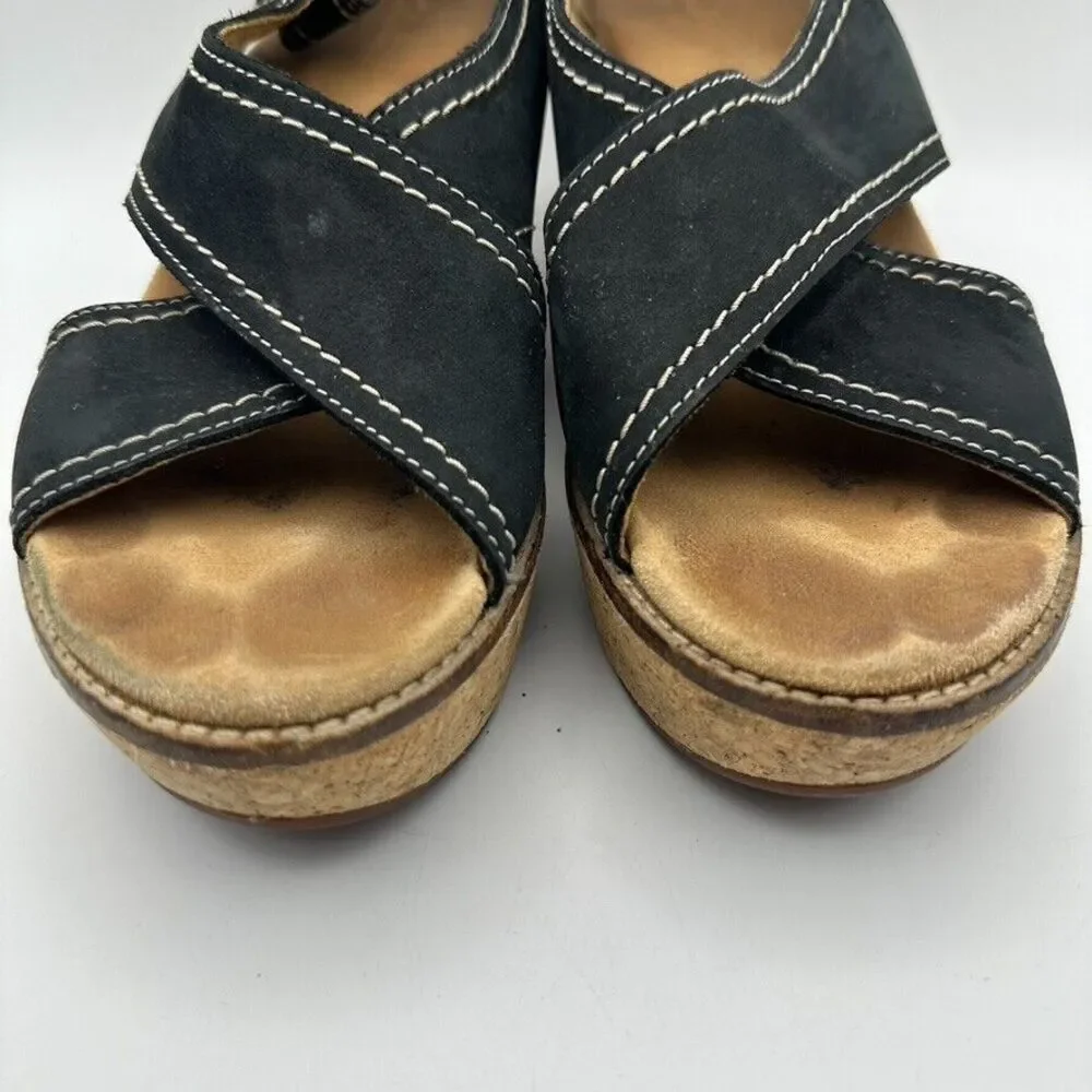 Clarks Artisan Women's Annadel Eirwyn Wedge Sandal‎ Size 7.5M Black Suede 38 EU